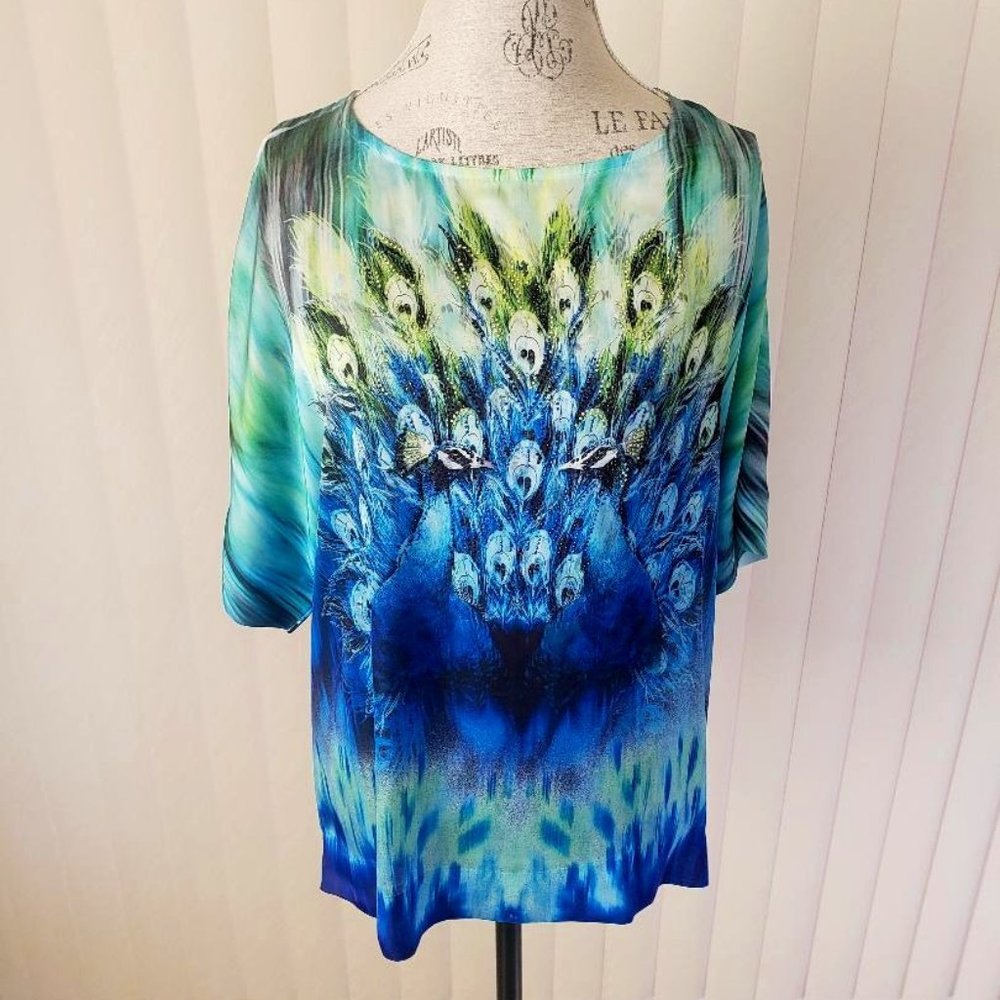B.L.E.U. In Vibrant Peacock Colors, size M